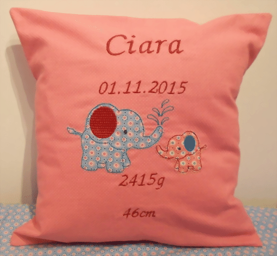 ele-kissen-large.gif ele-kissen-large.gif